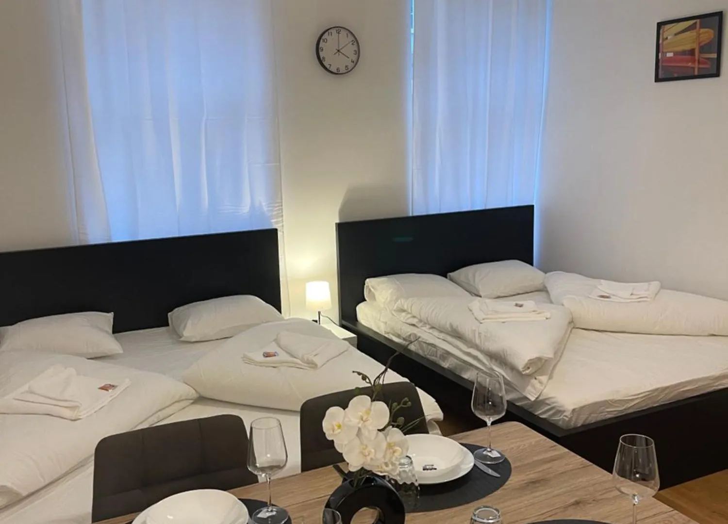 Cozy-5-Person Apartment In Vienna 5