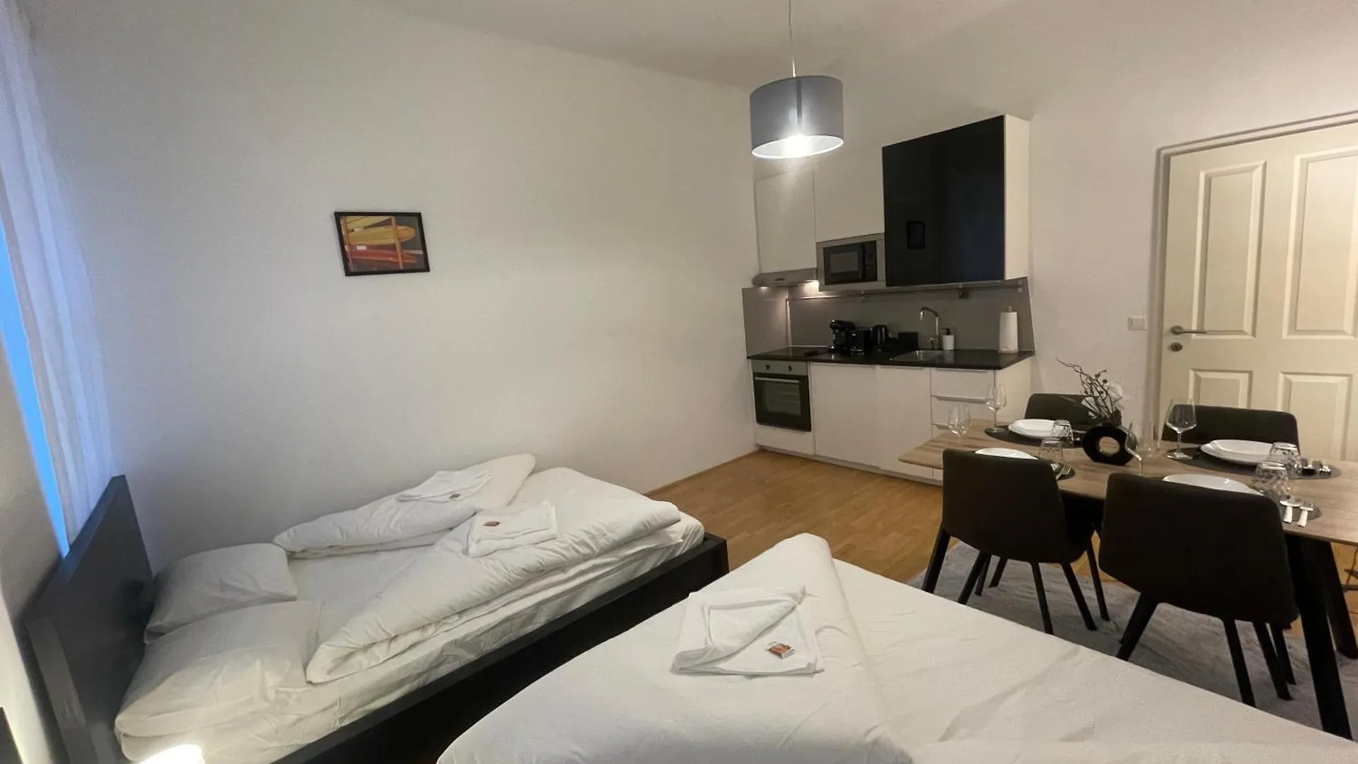 Cozy-5-Person Apartment In Vienna 5 0*,  Østrig