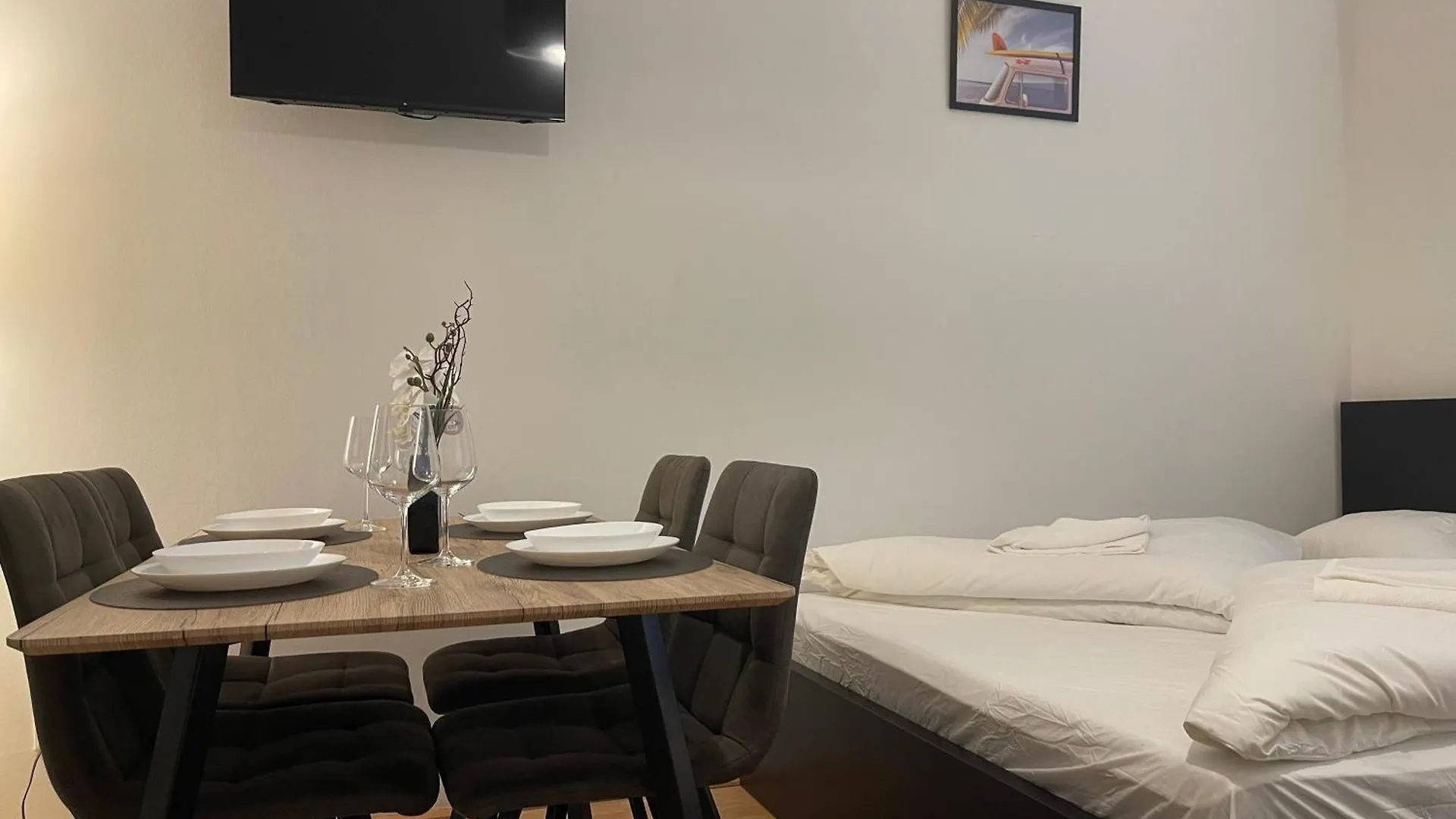 Cozy-5-Person Apartment In Vienna 5 אוסטריה